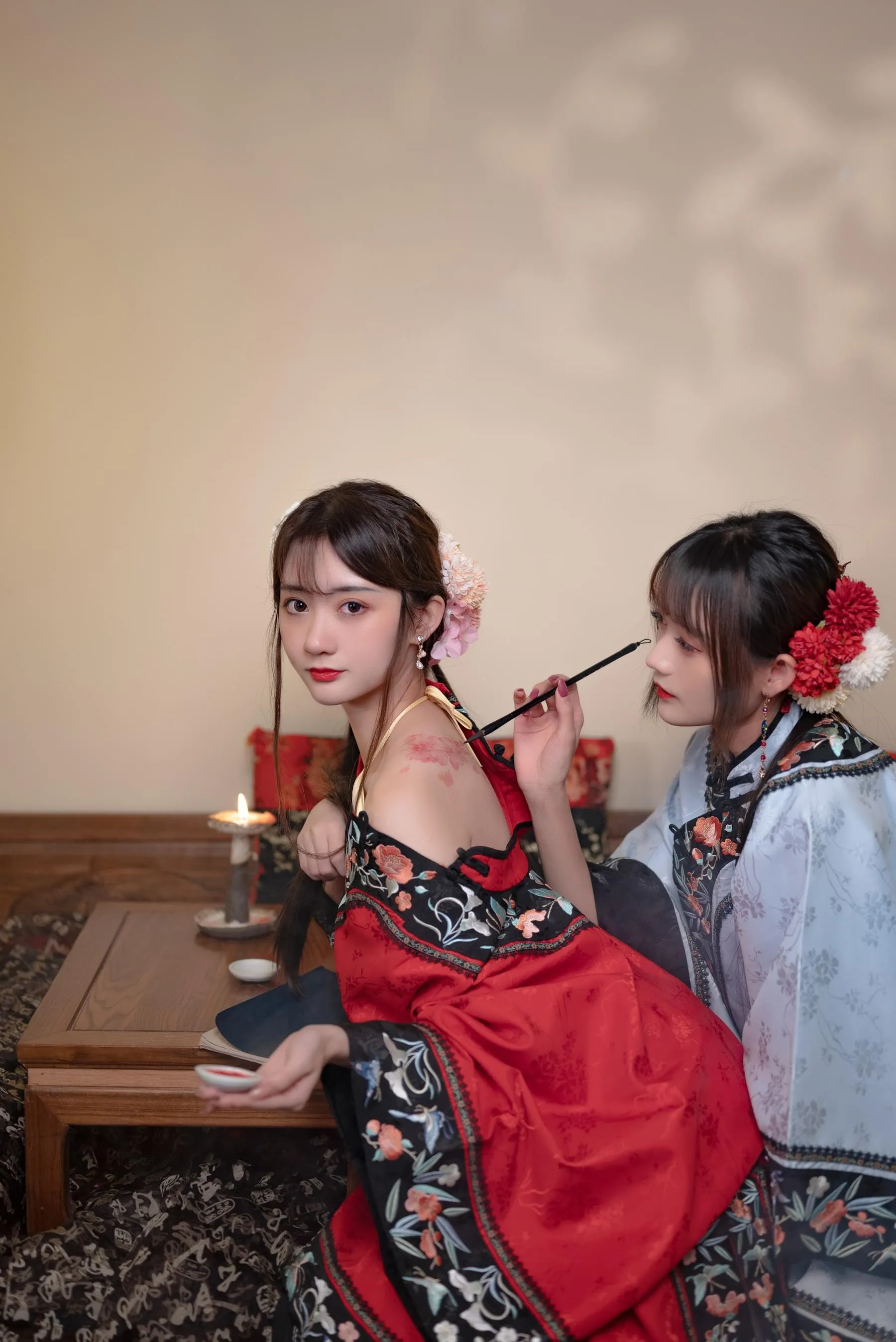 [艺图语] 2022.06.30 深闺 兔子Zzz不吃胡萝卜 [32P]插图2